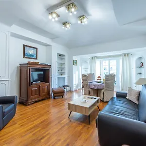  Appartement The Queen France